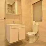 Apartment 2 Bedroom Nicely Furnished Seaside In - Dima 2