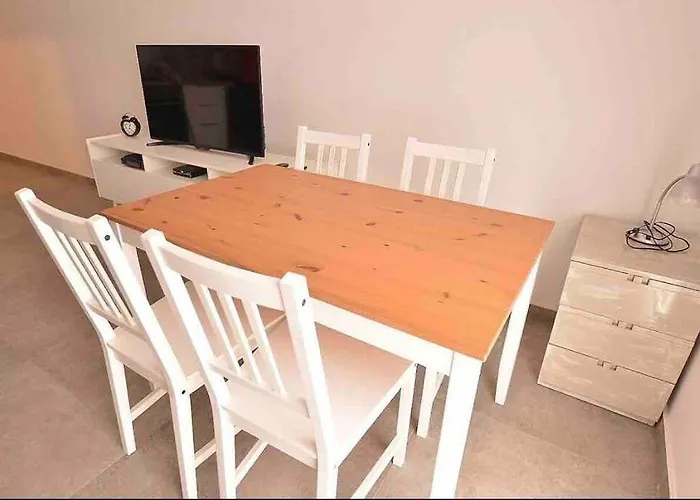 2 Bedroom Nicely Furnished Seaside In - Dima 2