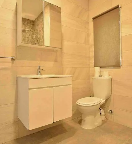 Appartamento 2 Bedroom Nicely Furnished Seaside In - Dima 2